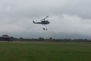 Специјалци СИПА-е завршили обуку из области рада на хеликоптеру