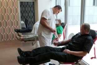 Pripadnici SIPA-e učestvovali u humanoj akciji darivanja krvi
