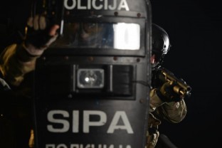 SIPA lišila slobode stranog državljanina zbog krijumčarenja migranata