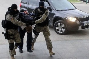 Zbog nedozvoljenog prometa opojnim drogama slobode lišene dvije osobe