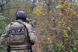 Krijumčarenje ljudi: Operativna akcija na području Velike Kladuše i Sisačko-moslavačke županije